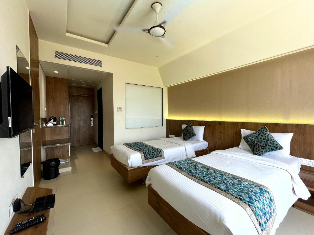 Hotel Grand Parivaar Igatpuri Exterior photo